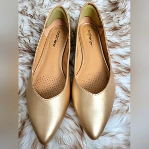 Comfortview  flat champagne shoes